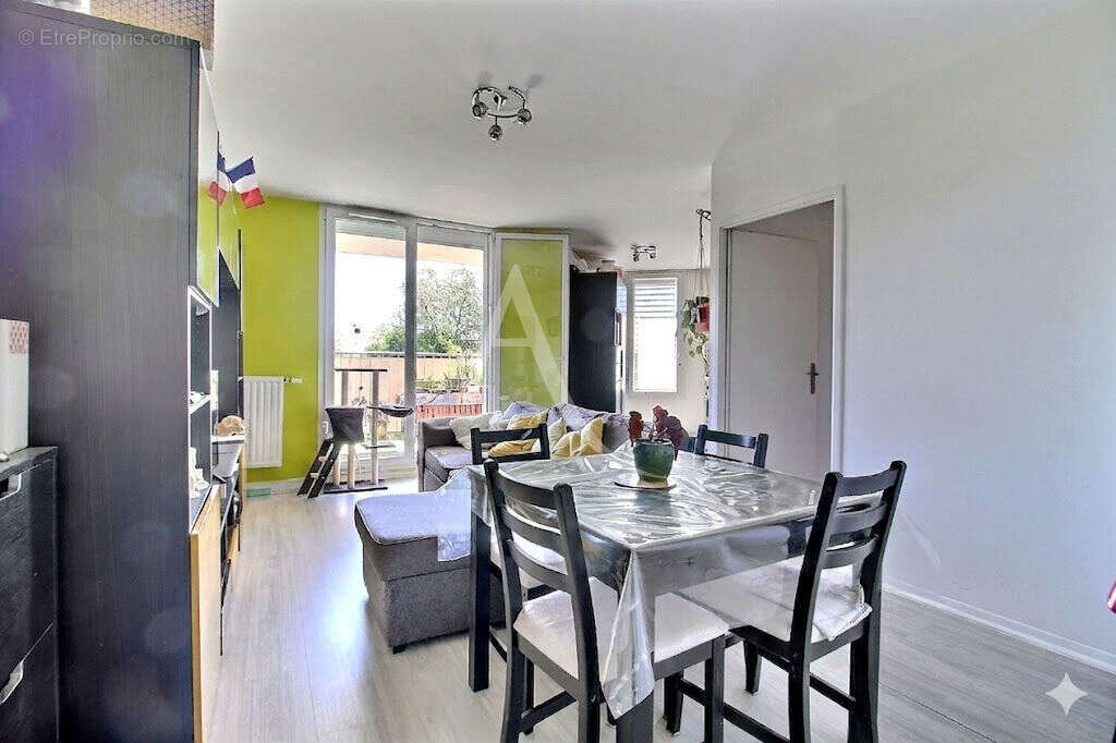 Appartement à TRAPPES