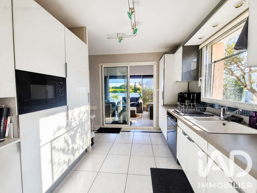 Maison 193 m² à Talmont-Saint-Hilaire  - photo 3