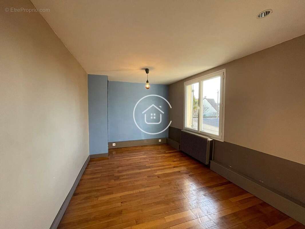BLOIS VIENNE - MAISON - 3 chambres - 158 m² - photo 8
