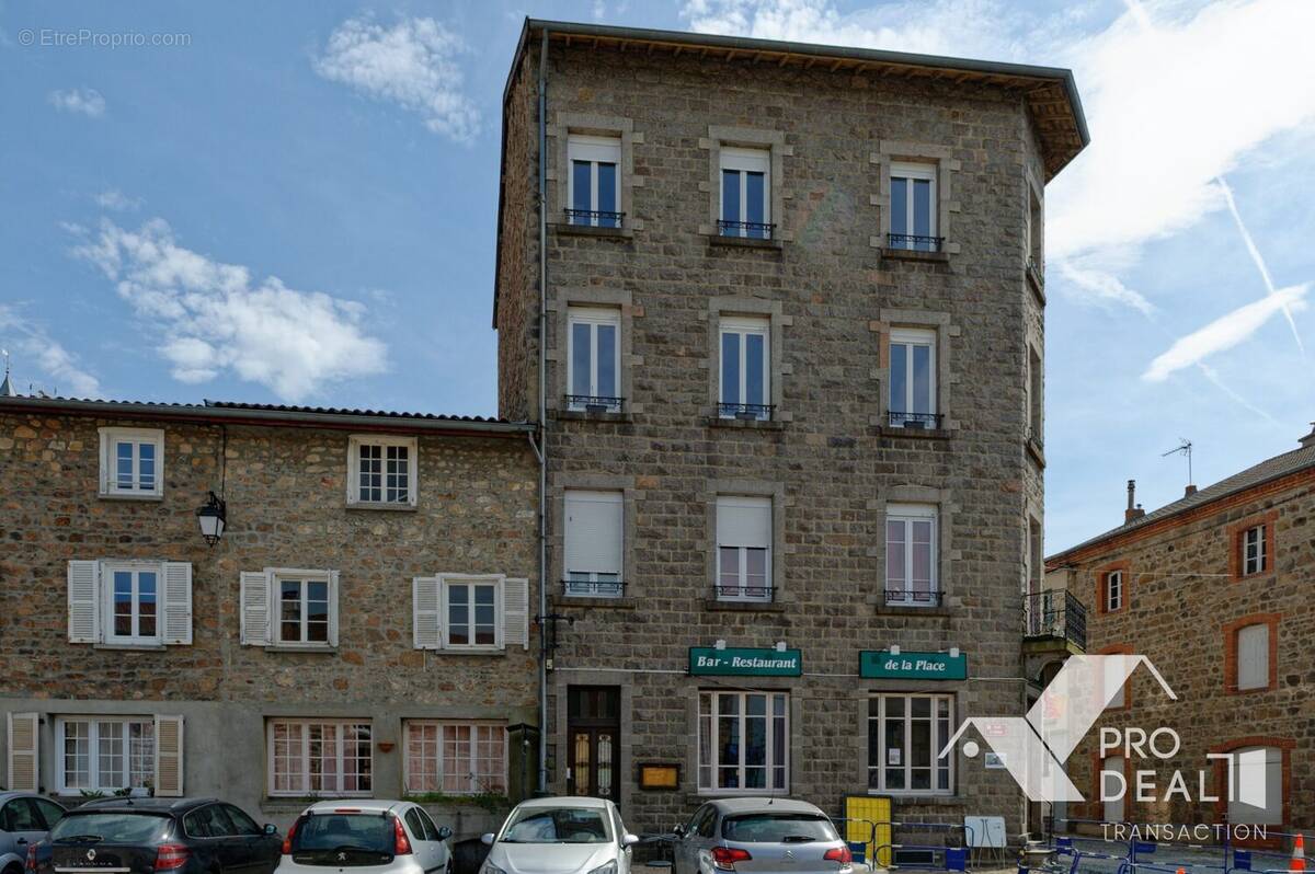 Appartement à HAUTE-RIVOIRE