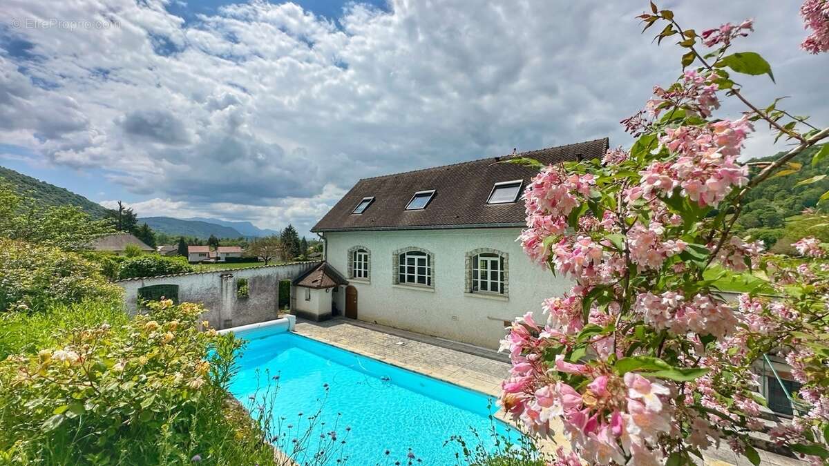 Maison à SAINT-AUPRE