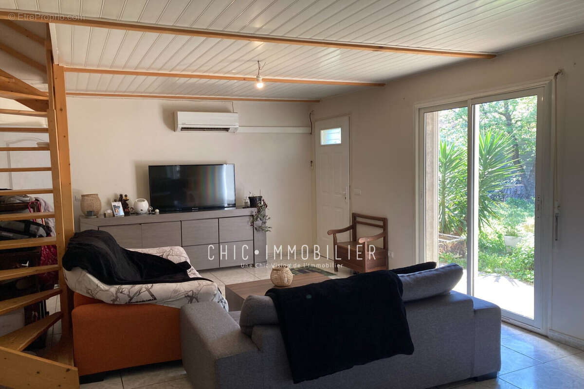 Maison à LAROQUE-DES-ALBERES