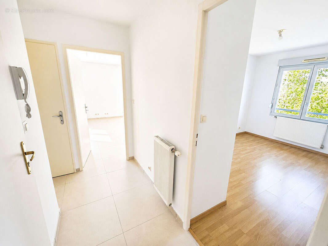 Appartement à ANSE