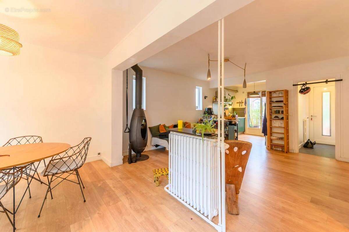 Maison à ROSNY-SOUS-BOIS