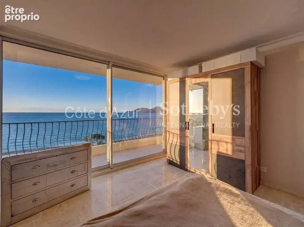 Penthouse avec terrasse de 206 m² et vue mer panoramique à Cannes Croix des Gardes - photo 12