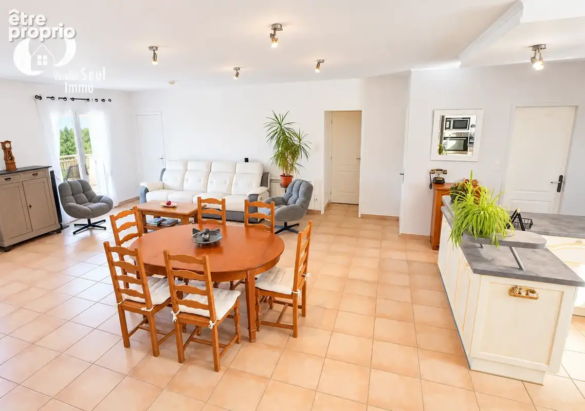 Villeneuve-de-Berg - Maison plain-pied - 99m2 - 4 Pièces - 1202m2 - photo 5
