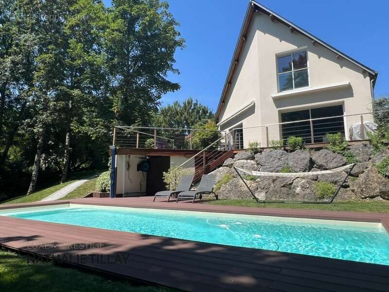 Maison à LA CHAPELLE-SAINT-MESMIN