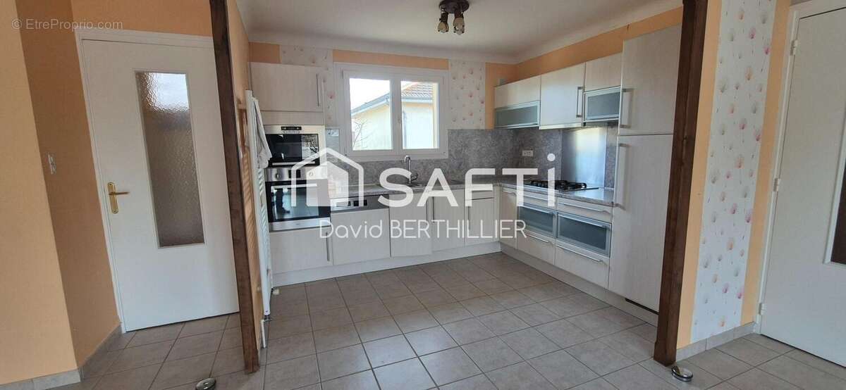 Photo 9 - Maison à SAINT-DENIS-LES-BOURG