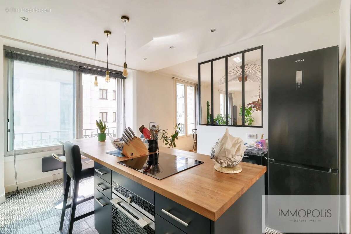 Appartement à PARIS-18E