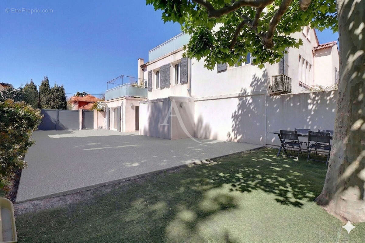 Maison à MARSEILLE-12E