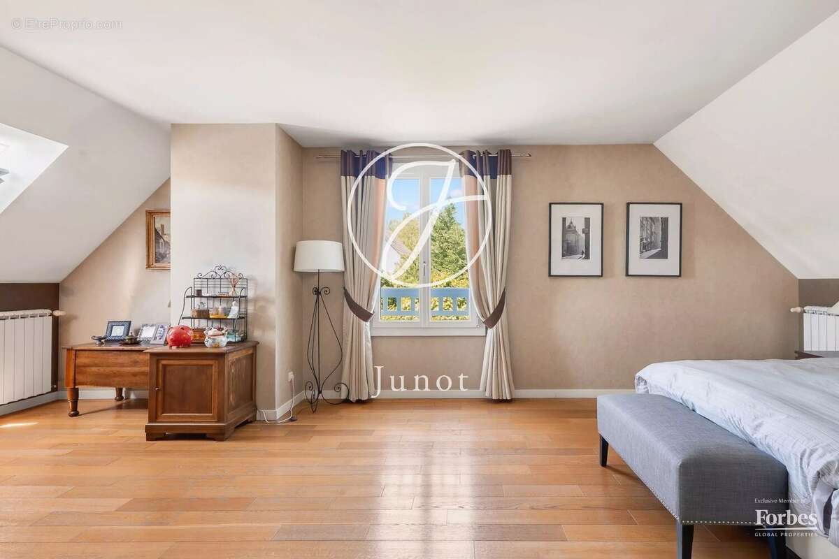 Maison à AIGREMONT