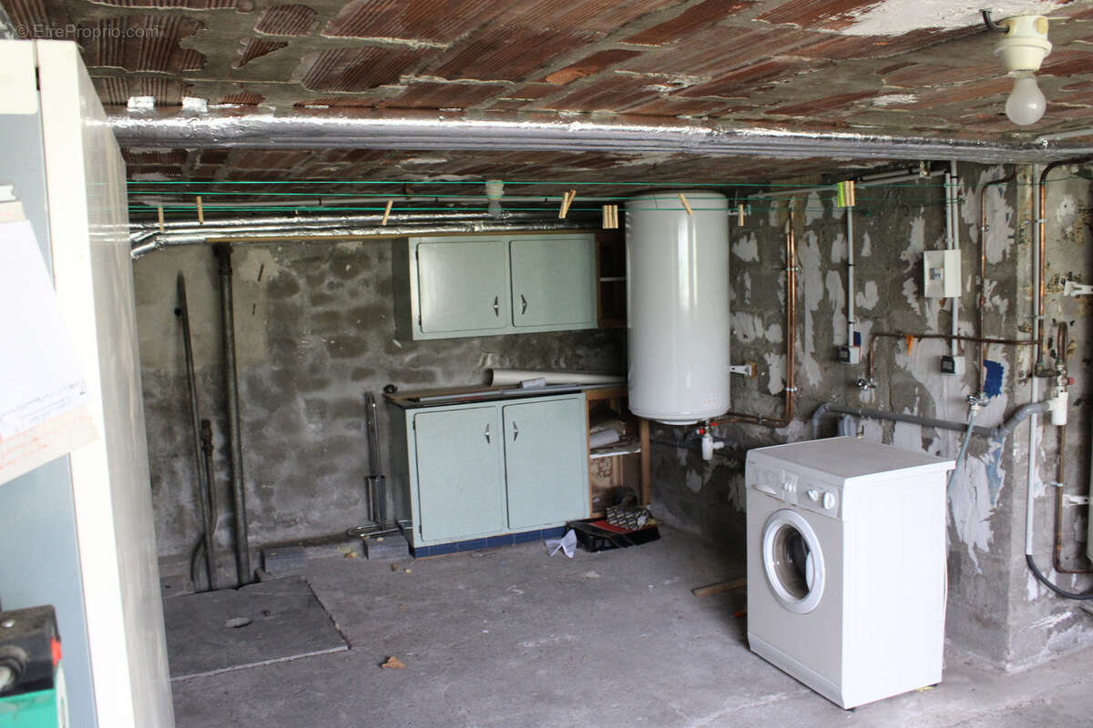 Appartement à RIOM-ES-MONTAGNES