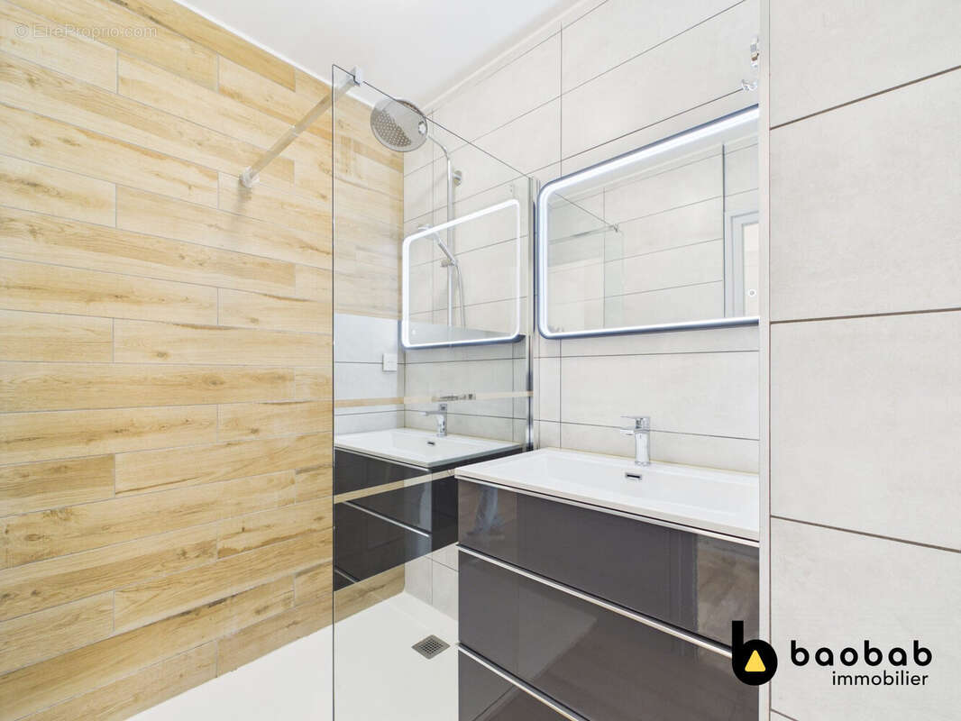 Appartement à AIX-LES-BAINS