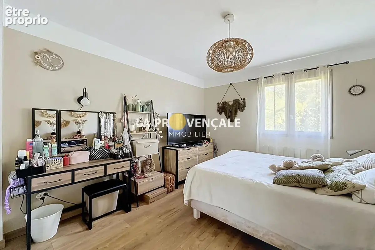 Maison 4 pièces 90 m² à vendre à Trets (13530) - photo 8