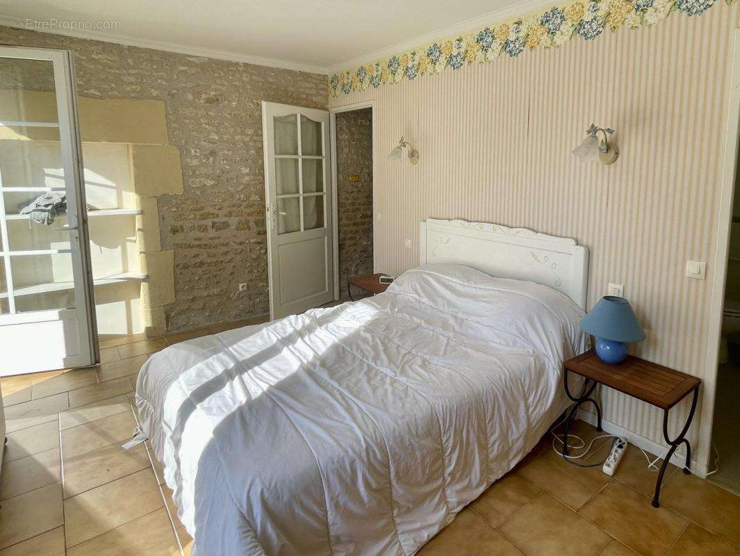 Maison à BERNAY-SAINT-MARTIN