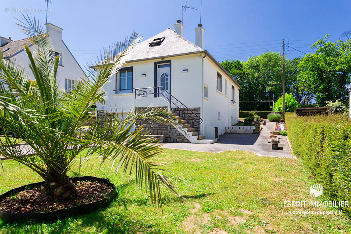 Maison à PONT-AVEN