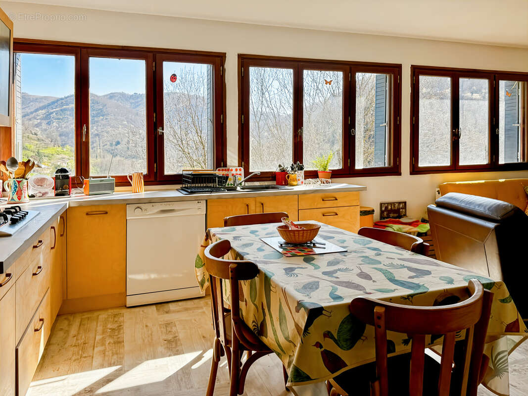 Maison à ANTRAIGUES-SUR-VOLANE