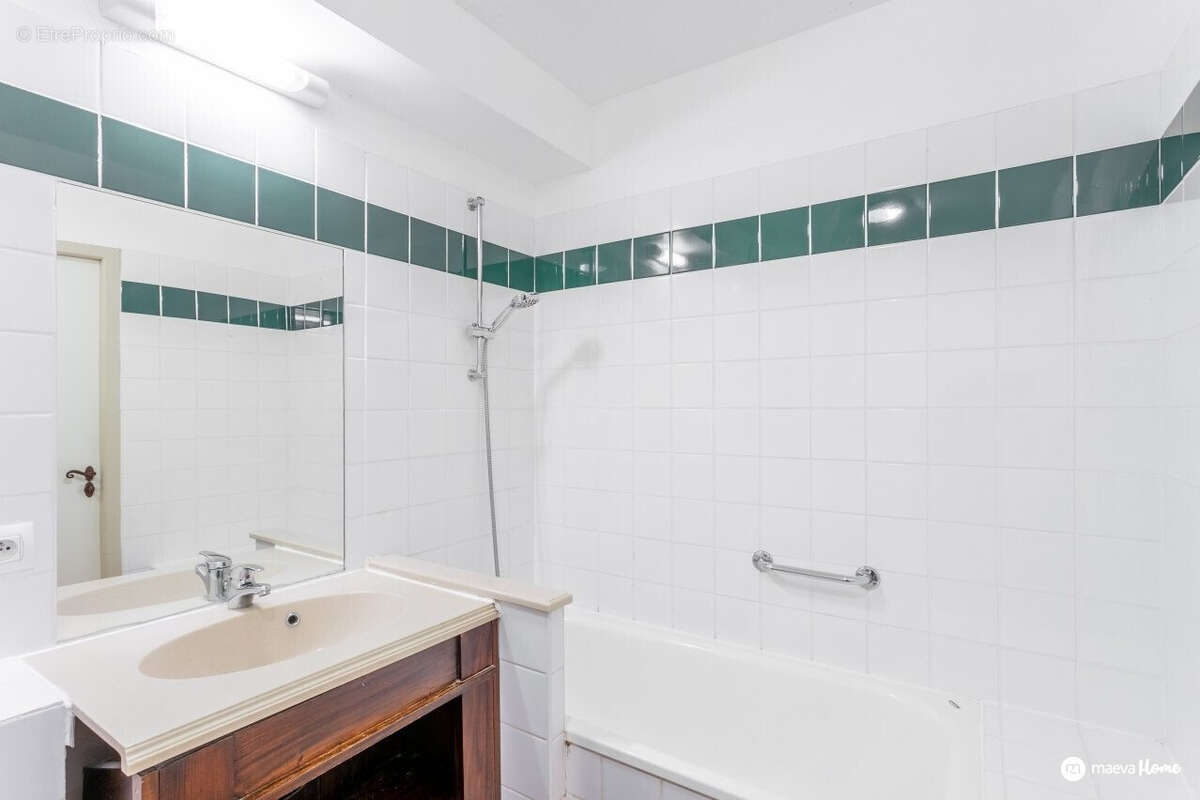 Appartement à MONCEAUX-SUR-DORDOGNE
