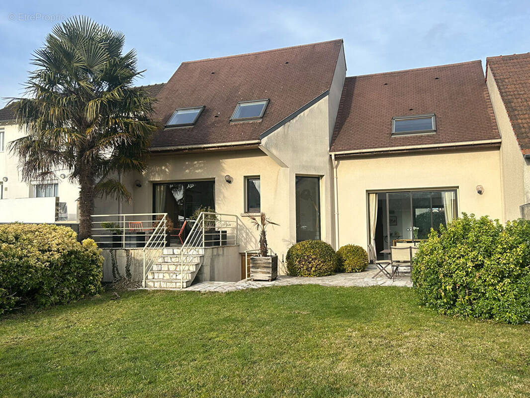 Maison à MITRY-MORY