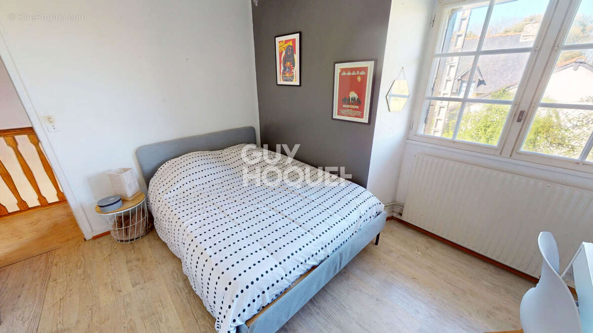 Maison à PLEINE-FOUGERES