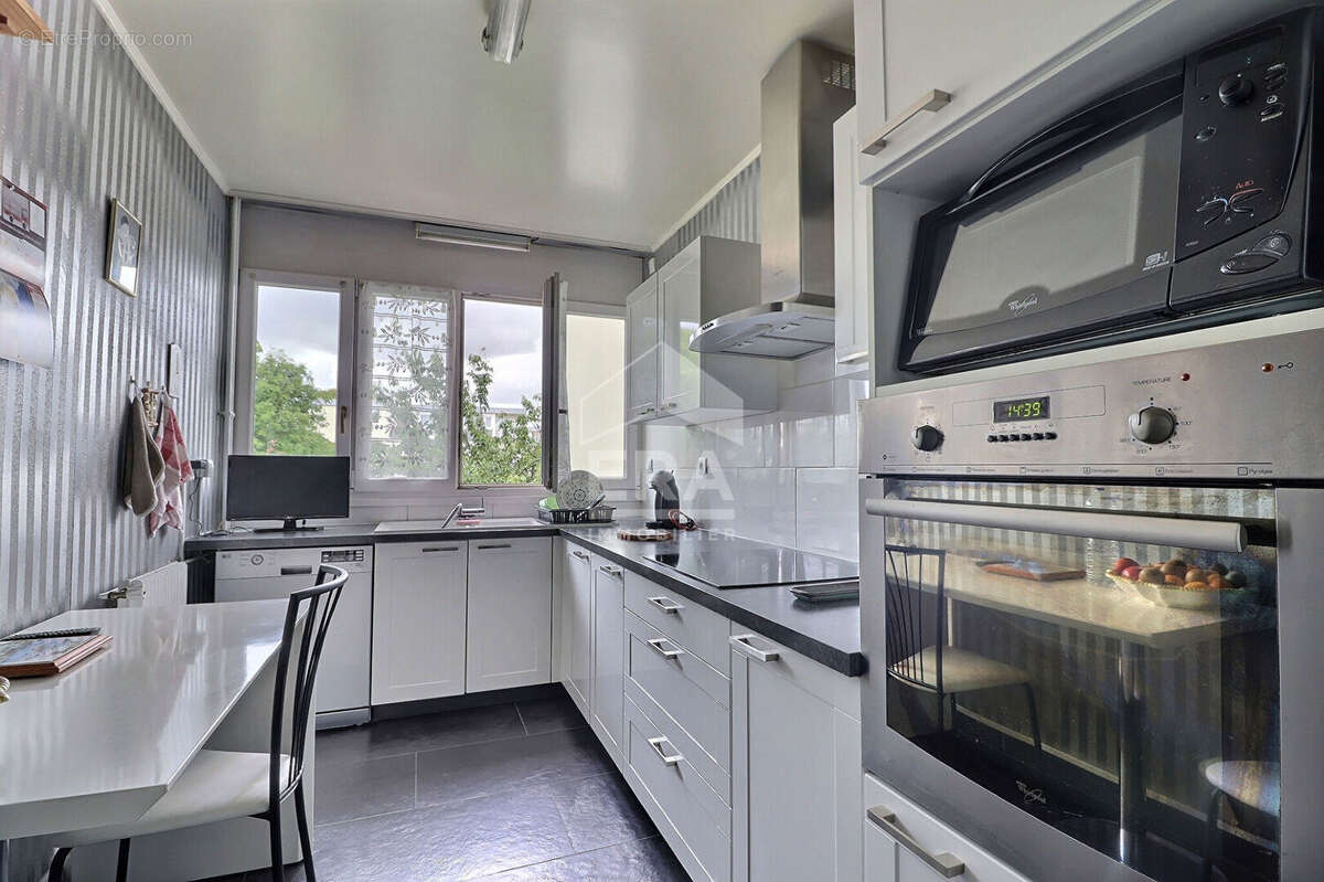 Appartement à LE PLESSIS-BOUCHARD