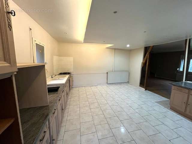 Appartement à CHAUMONT-PORCIEN