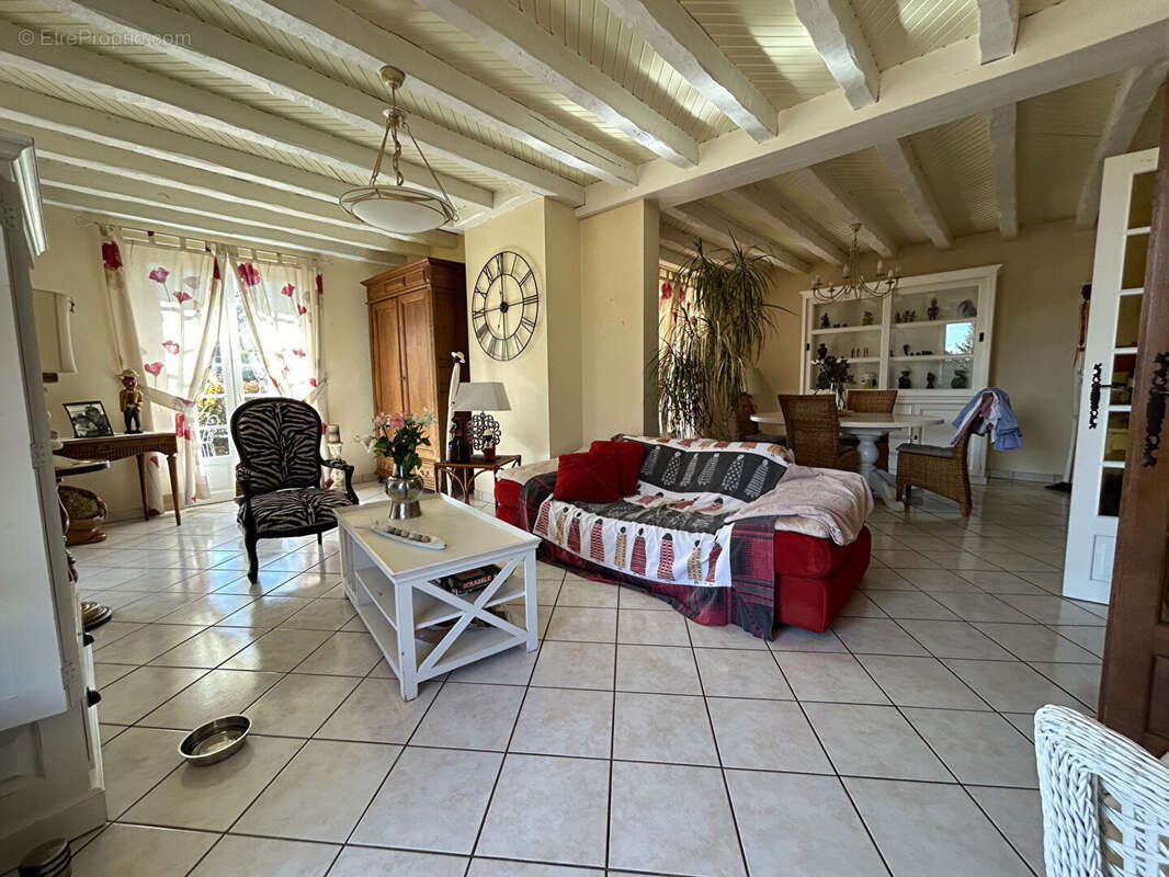 Maison à DOMERAT
