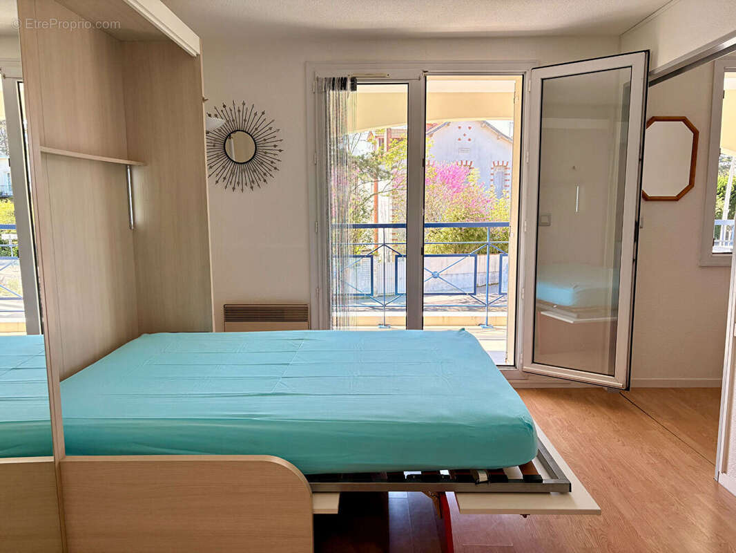 Appartement à VAUX-SUR-MER