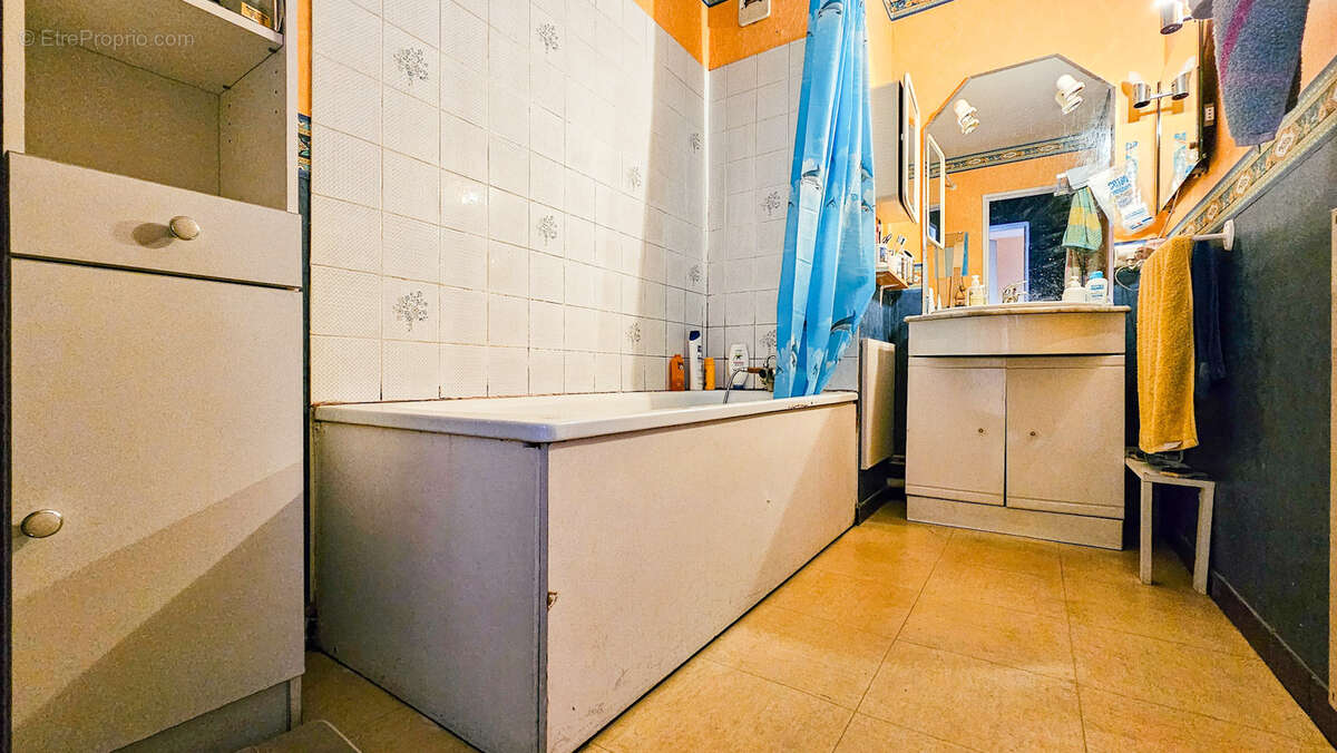 Appartement à HOUILLES