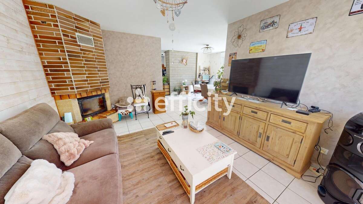 Maison 134 m² à Amagney  - photo 9