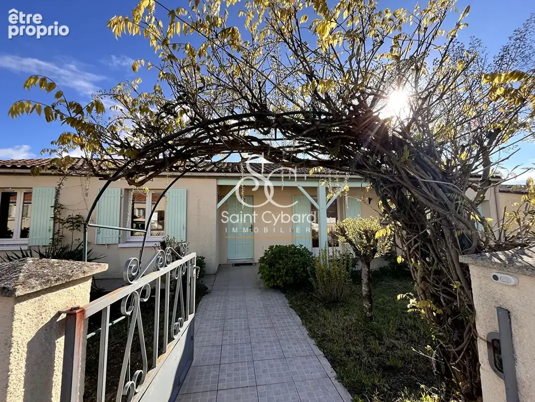 Photo Maison à Saint-Yrieix-Sur-Charente au prix de 159 000€