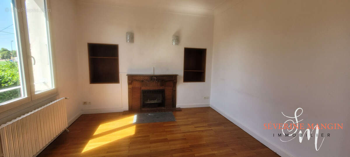 Maison 187 m² à Romans-Sur-Isere  - photo 5