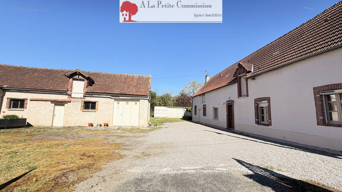 Maison à SOURS