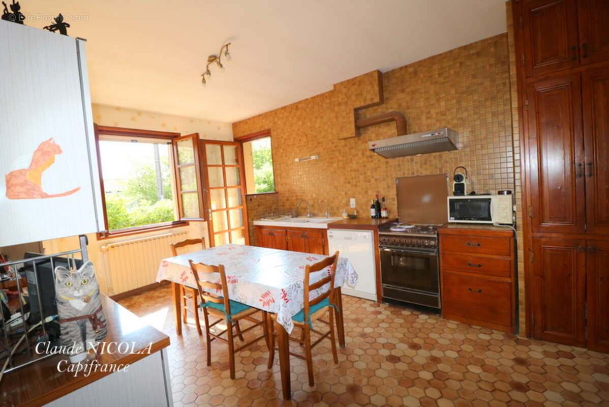 Maison à vendre 7 pièces BOURG DE PEAGE (26) - photo 8