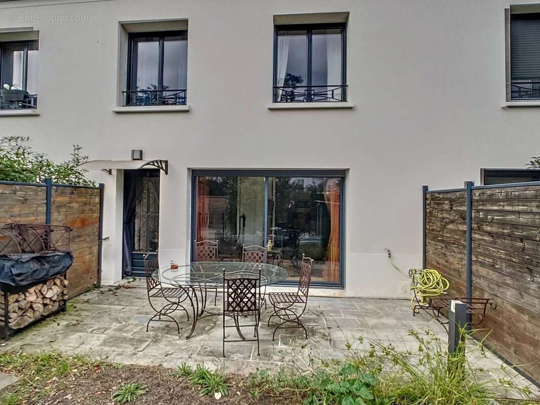 Maison à MAISONS-LAFFITTE