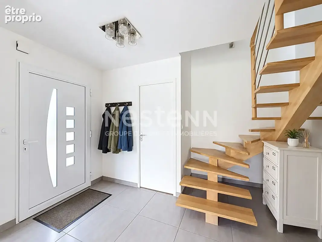 PLOUZANÉ ! Maison familiale de 2014 ! 4 chambres ! Sous-sol total de plus de 100 m² ! Terrain de 798 m² - photo 6