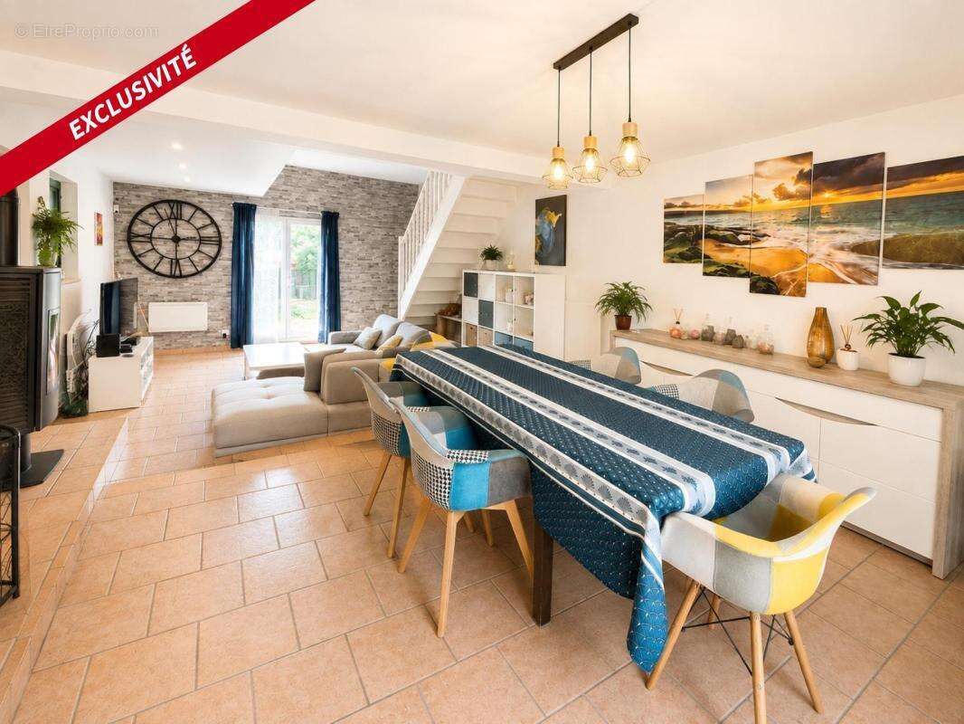 Maison familiale de 152 m² – Performances énergétiques exceptionnelles – Terrain de plus de 1 000 m² - photo 8