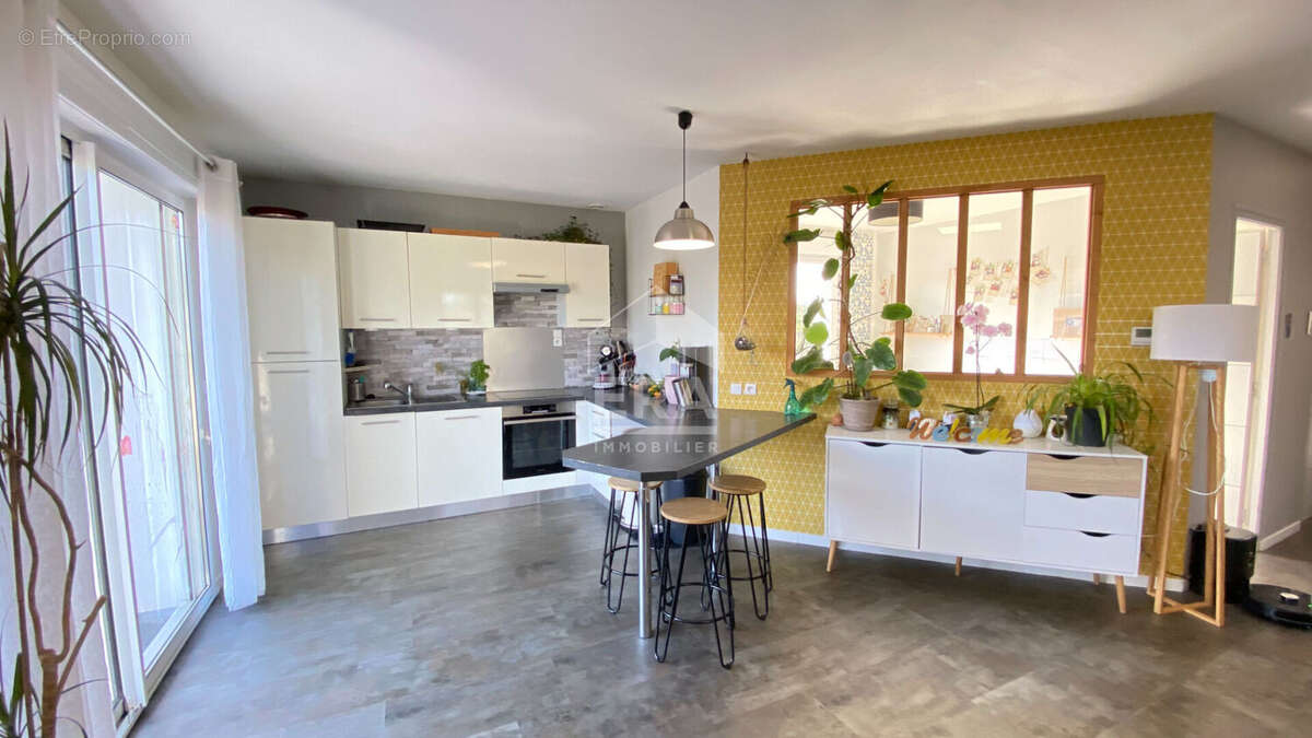 Maison à NUILLE-SUR-VICOIN