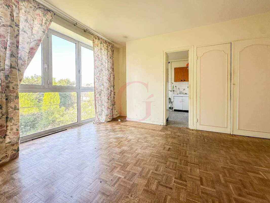 Appartement à BOURG-LA-REINE