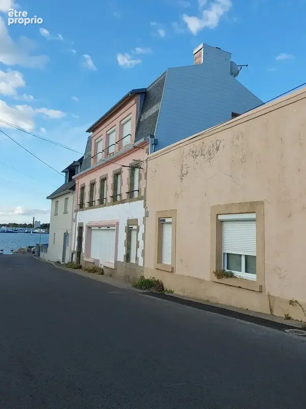 Photo Maison à Locmiquelic au prix de 590 000€