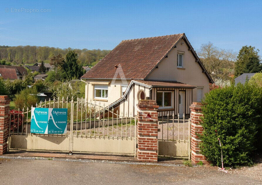 Maison à BRIONNE