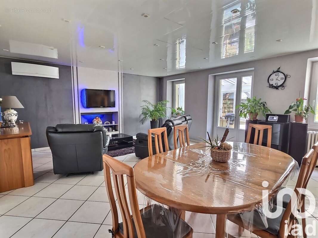 Photo 9 - Maison à SALLES