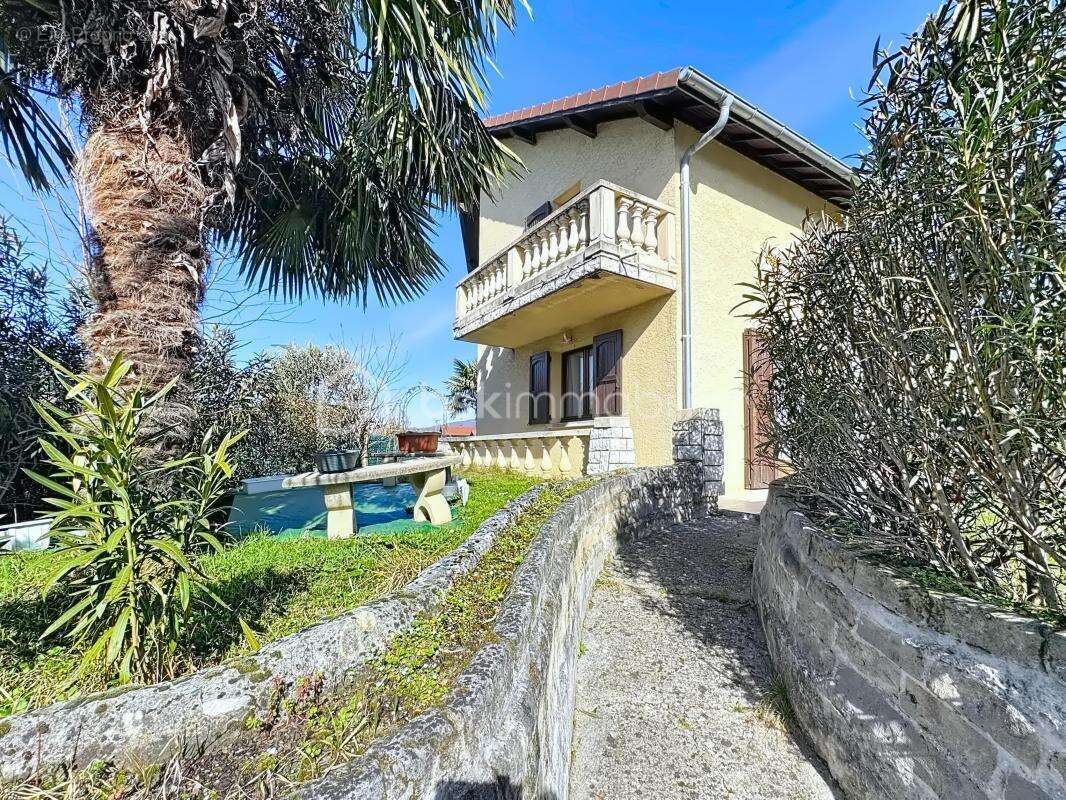 Maison à MOIRANS