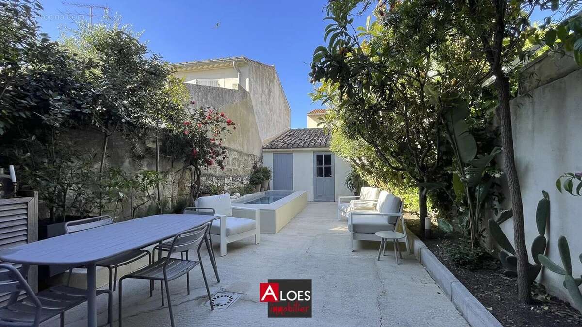 Maison à AIGUES-MORTES
