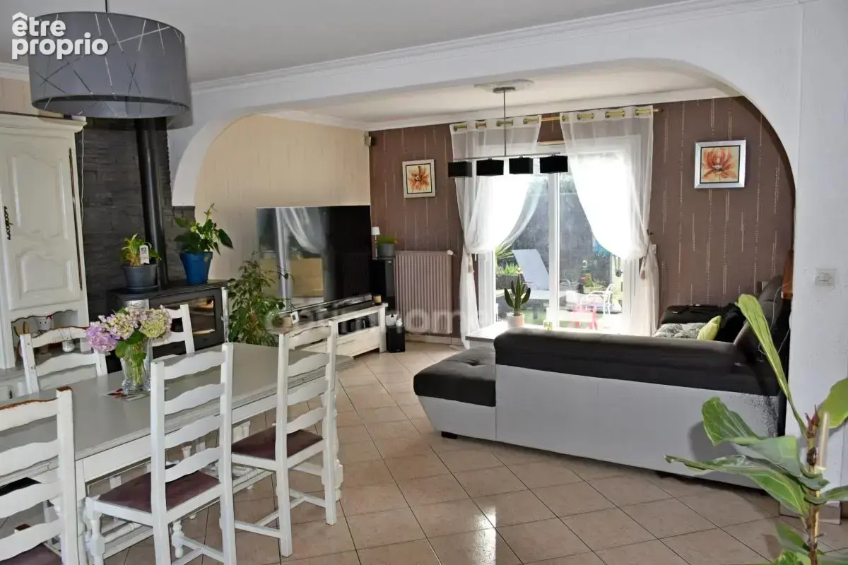 PLEUCADEUC 56140, 150m2 habitables, jusqu'à 7 chambres, jardin sans vis à vis et commodités à pied - photo 8