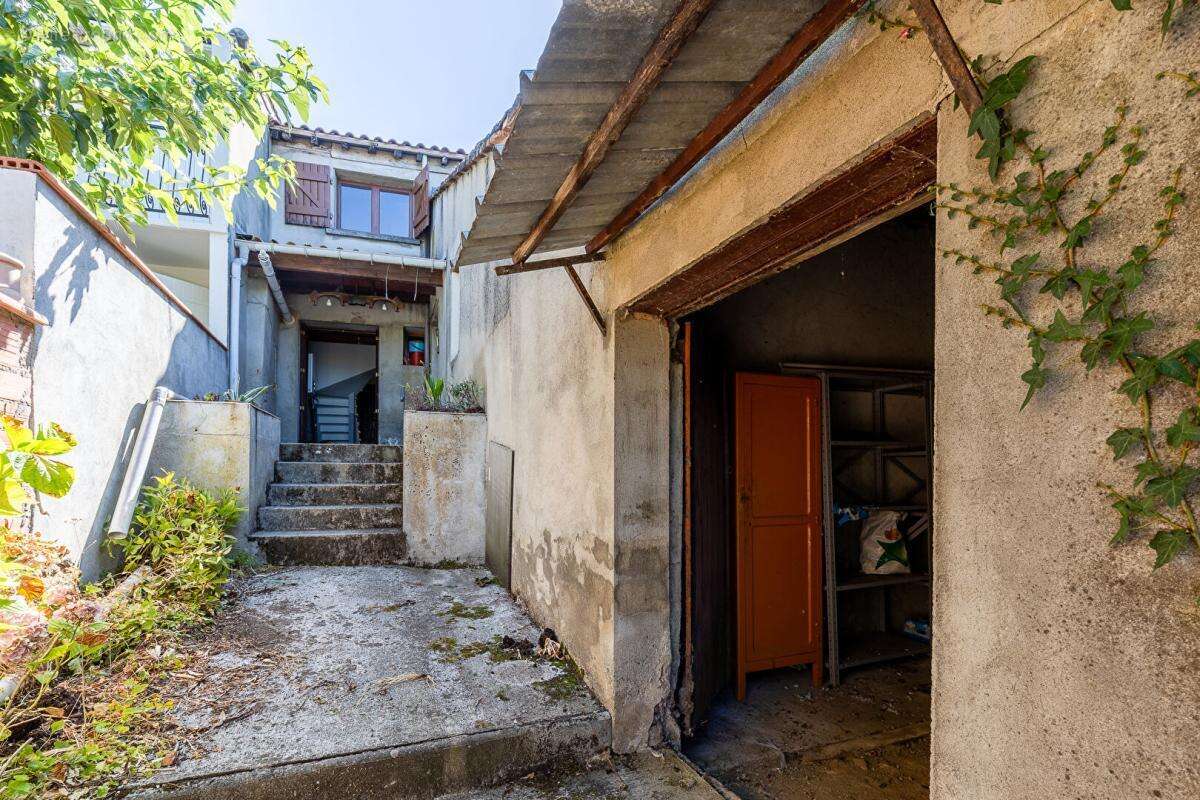 À vendre maison t5 de 88 m2 avec atelier à bouloc 31620 - photo 15