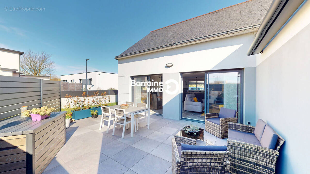 Maison à PLOUGONVELIN