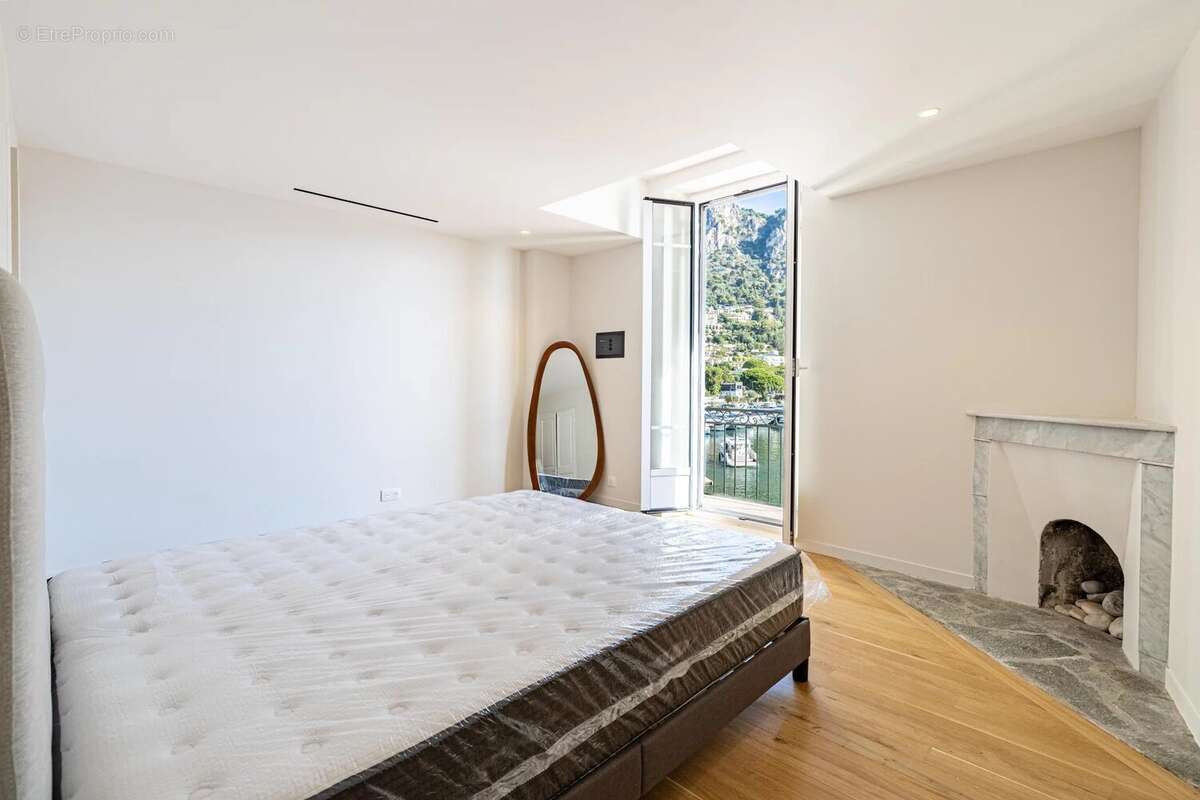 Appartement à BEAULIEU-SUR-MER