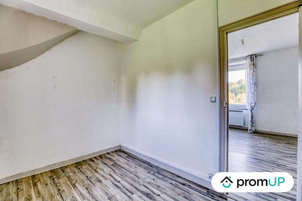 Maison à CLAIREFOUGERE