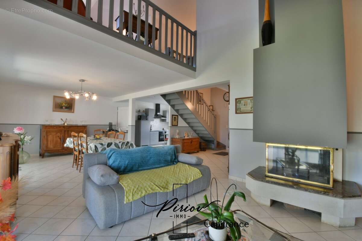 Pavillon 2000 - Plain Pied - 2 sdb - 134 m² - véranda - jardin clos - photo 4